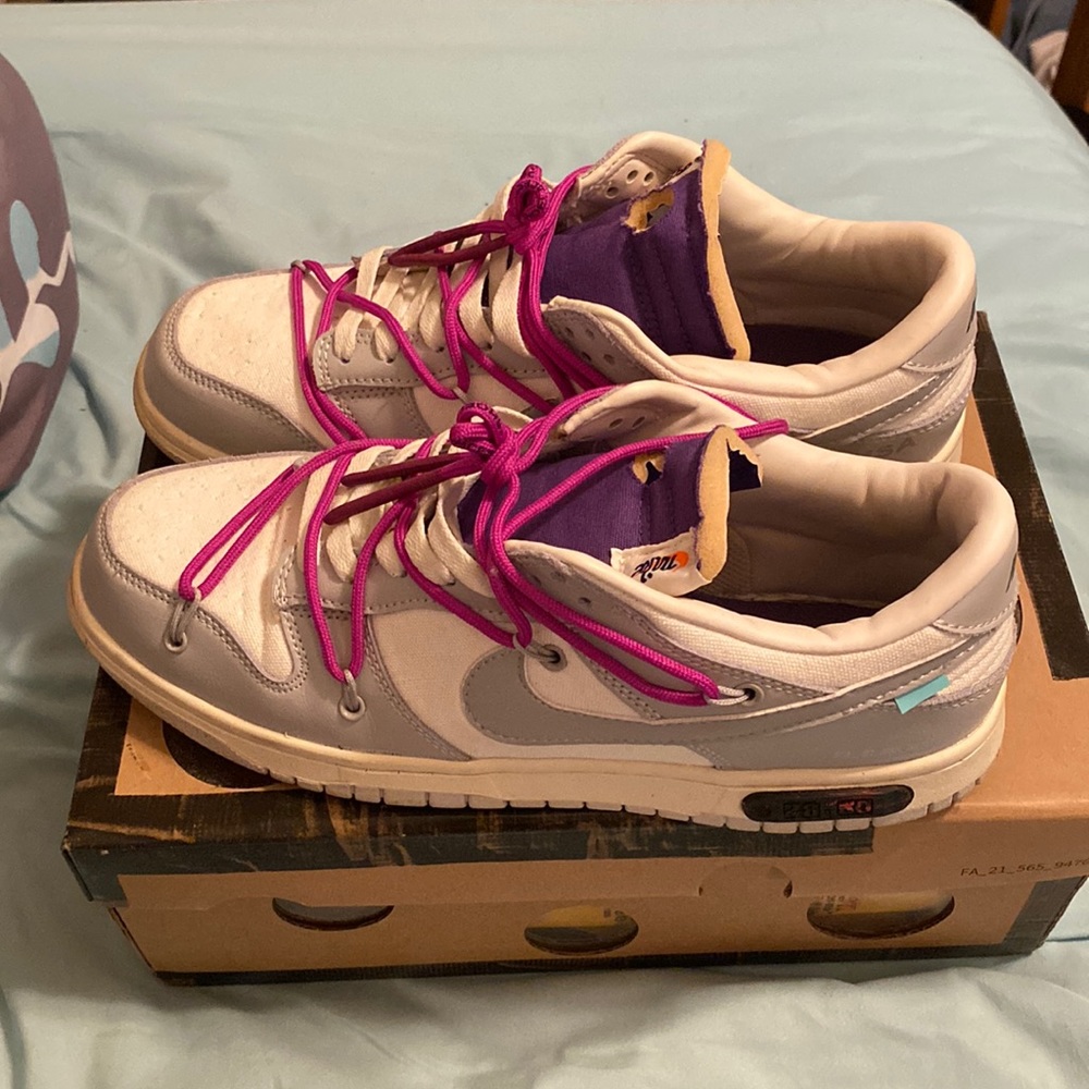 Lot 28/50 off white dunks
